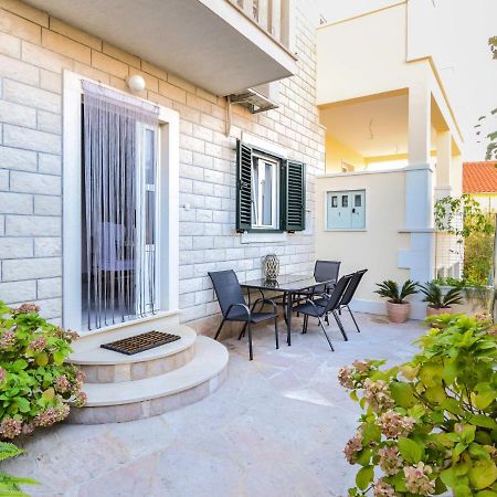 Apartment Ana - Brc100 By Interhome Supetar Exterior photo
